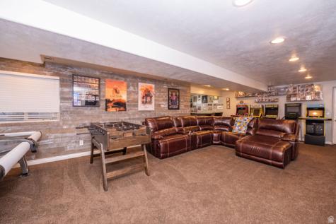3328 W 1500 N Clinton UT 84015