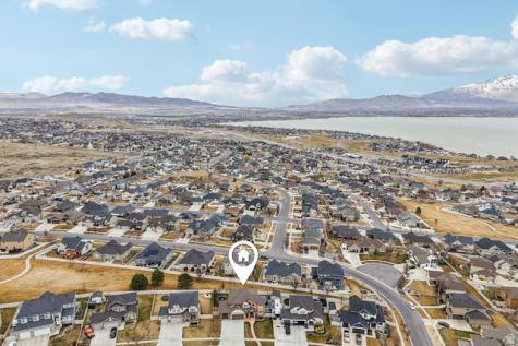 304 W Stillwater Drive S Saratoga Springs UT 84045