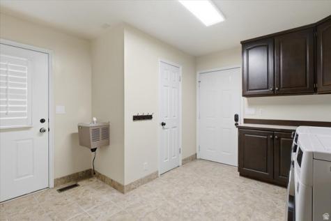 8228 S Set Point Circle E Sandy UT 84093
