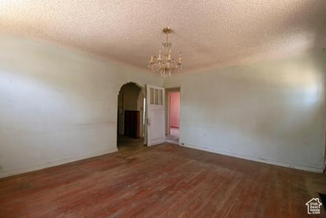 465 N 100 E Tooele UT 84074