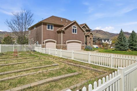 5462 E 2575 N Eden UT 84310