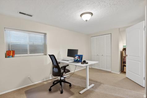 2073 E 10095 S Sandy UT 84092