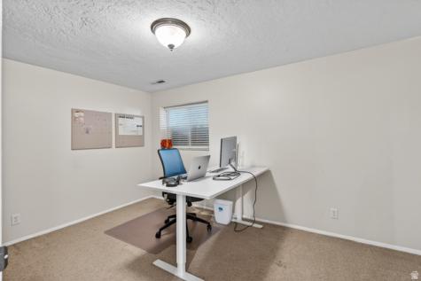 2073 E 10095 S Sandy UT 84092