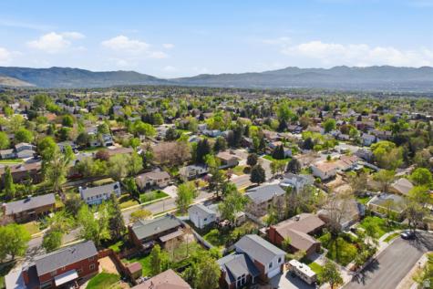 2073 E 10095 S Sandy UT 84092