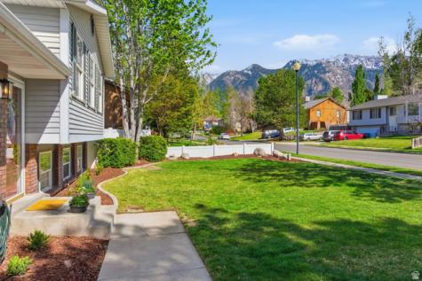 2073 E 10095 S Sandy UT 84092