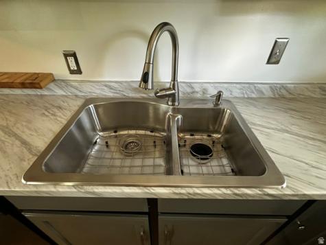 123 Mond Street Ogden UT 84404