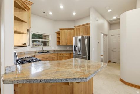 720 E Meadow Lane Washington UT 84780