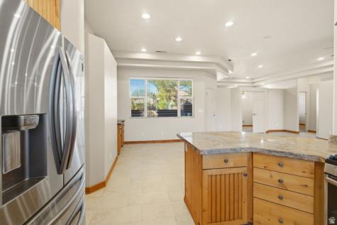 720 E Meadow Lane Washington UT 84780