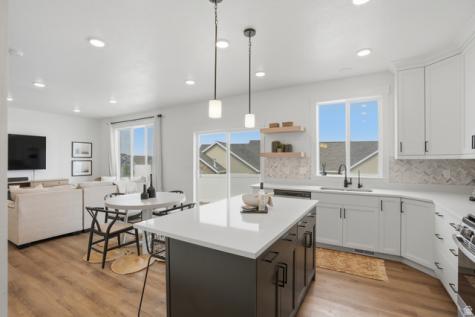219 E 810 N Tooele UT 84074