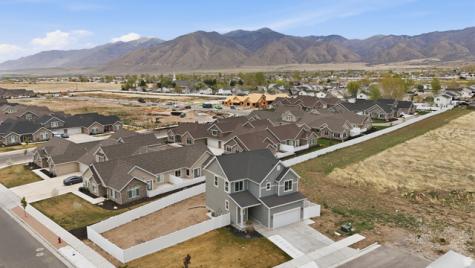 219 E 810 N Tooele UT 84074