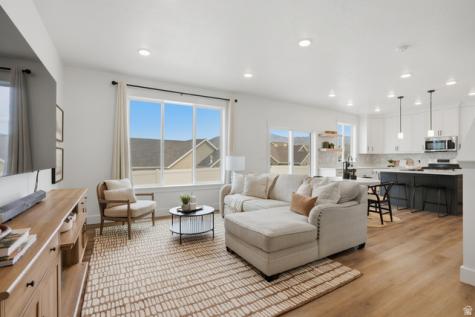 219 E 810 N Tooele UT 84074