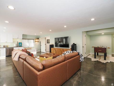 12879 S Sabrina Row Riverton UT 84065