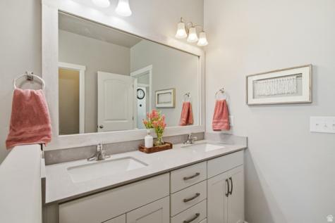 108 E Paradise Court Saratoga Springs UT 84045