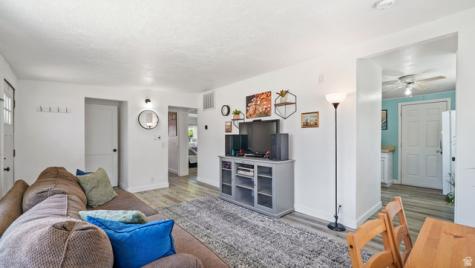 2861 S 3000 W West Valley City UT 84119