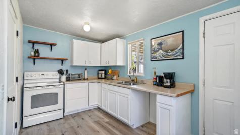 2861 S 3000 W West Valley City UT 84119