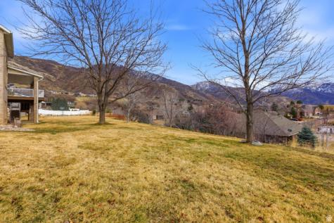 1963 Cherokee Circle Ogden UT 84403