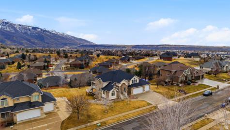 1963 Cherokee Circle Ogden UT 84403