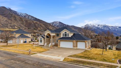1963 Cherokee Circle Ogden UT 84403