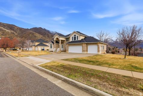 1963 Cherokee Circle Ogden UT 84403