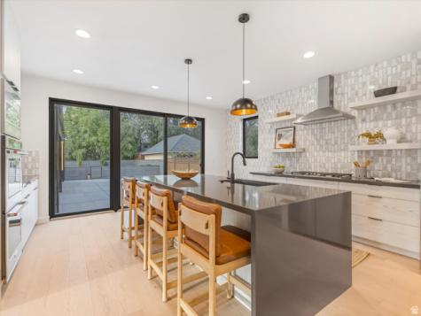 2215 E 3205 S Millcreek UT 84109