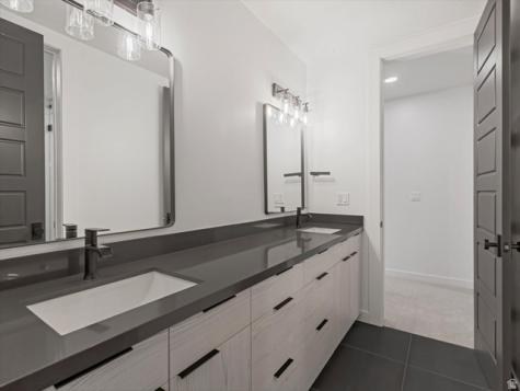 2215 E 3205 S Millcreek UT 84109