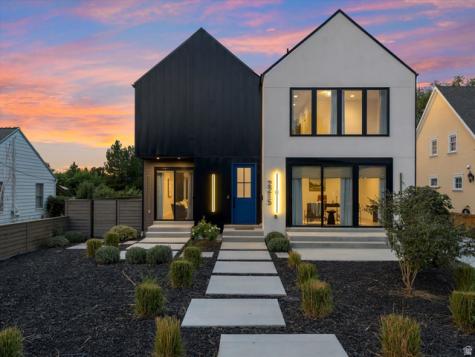 2215 E 3205 S Millcreek UT 84109