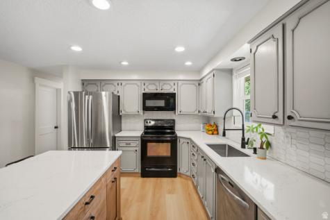 2870 N 1025 E North Ogden UT 84414