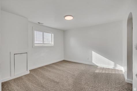 1119 E 10600 S Sandy UT 84094