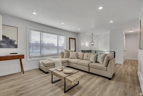1119 E 10600 S Sandy UT 84094