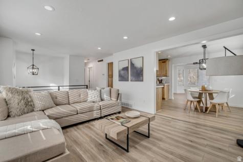 1119 E 10600 S Sandy UT 84094