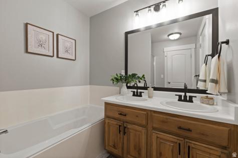 9032 N Barton Creek Drive Eagle Mountain UT 84005