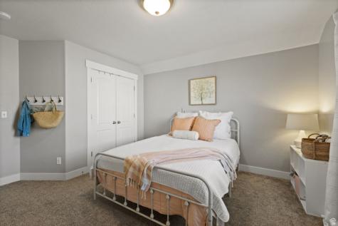 9032 N Barton Creek Drive Eagle Mountain UT 84005