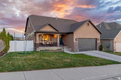 9032 N Barton Creek Drive Eagle Mountain UT 84005