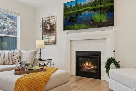 365 S Mountain Road Fruit Heights UT 84037
