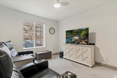 365 S Mountain Road Fruit Heights UT 84037
