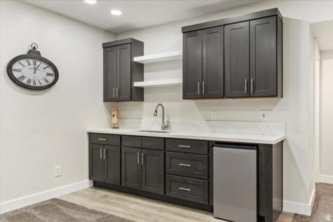 365 S Mountain Road Fruit Heights UT 84037