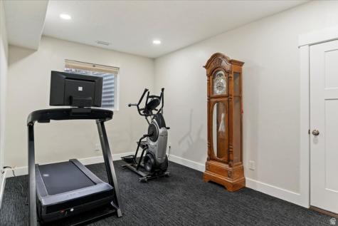 365 S Mountain Road Fruit Heights UT 84037