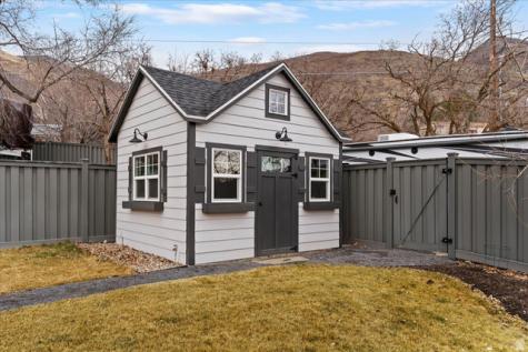 365 S Mountain Road Fruit Heights UT 84037
