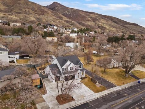 365 S Mountain Road Fruit Heights UT 84037