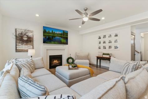 365 S Mountain Road Fruit Heights UT 84037