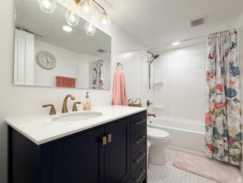 684 E 2650 N North Ogden UT 84414