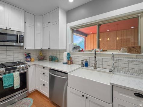 684 E 2650 N North Ogden UT 84414