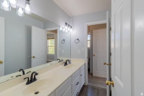 170 N 360 W Clearfield UT 84015
