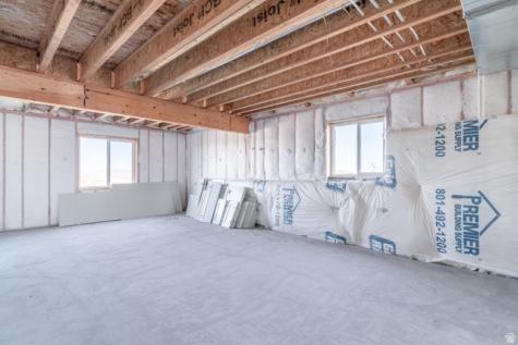 437 N 800 E Hyde Park UT 84318
