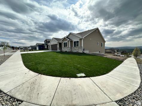 437 N 800 E Hyde Park UT 84318