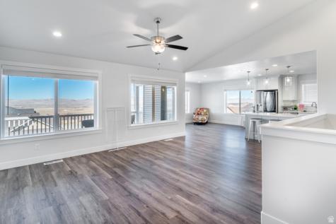 437 N 800 E Hyde Park UT 84318