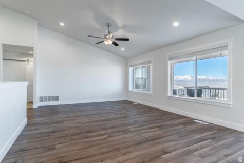 437 N 800 E Hyde Park UT 84318