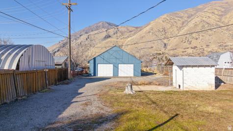 1361 E 400 S Springville UT 84663