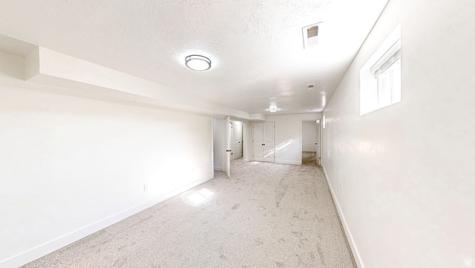 1361 E 400 S Springville UT 84663