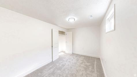 1361 E 400 S Springville UT 84663